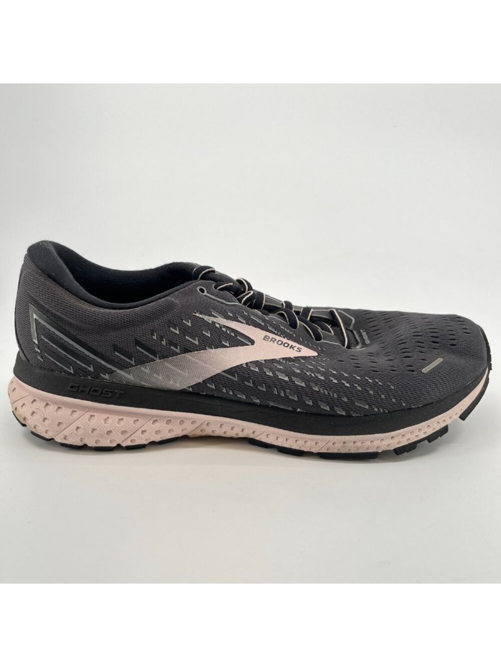 Brooks Ghost 13 Womens Size 10D Gray Black Athletic Running Shoes Sneakers